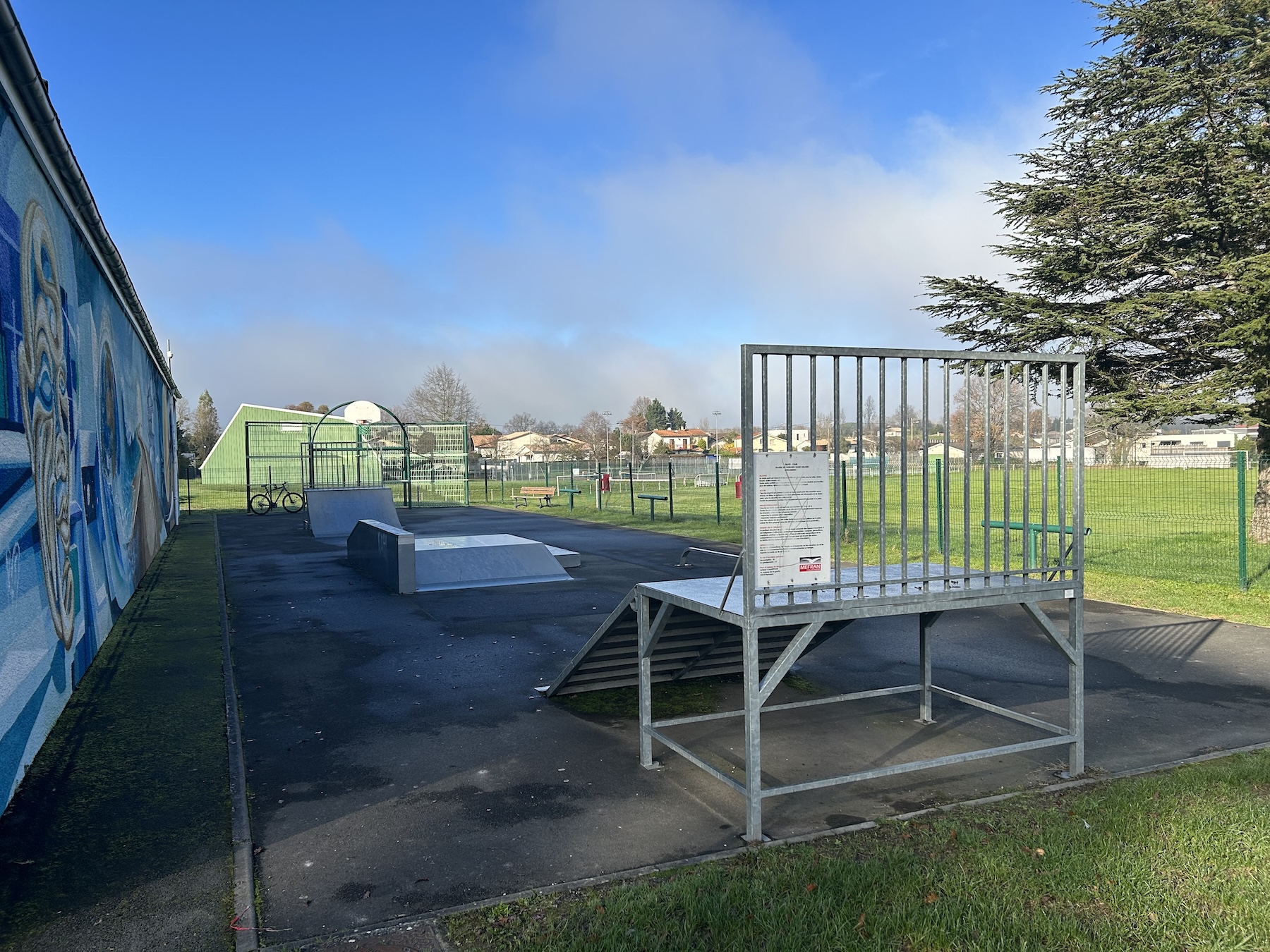 Fargues-Saint-Hilaire skatepark